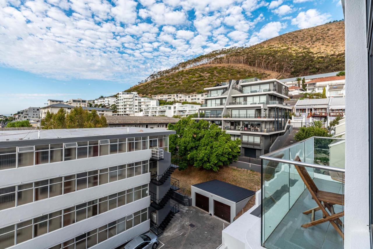 Strand Beach, Magnificent Apartment... Sea Point Kapstaden Eksteriør billede